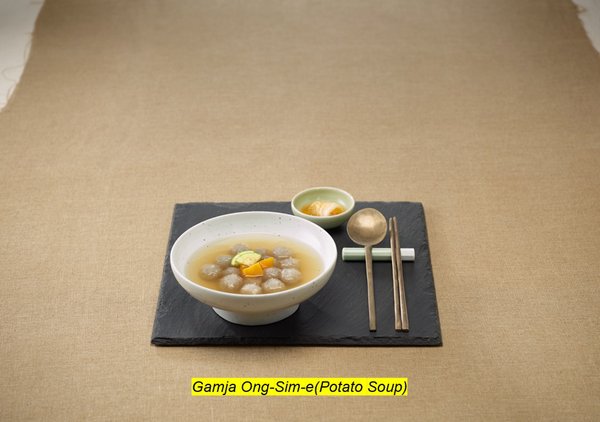 Gamja Ong-Sim-e Juk（土豆球粥）